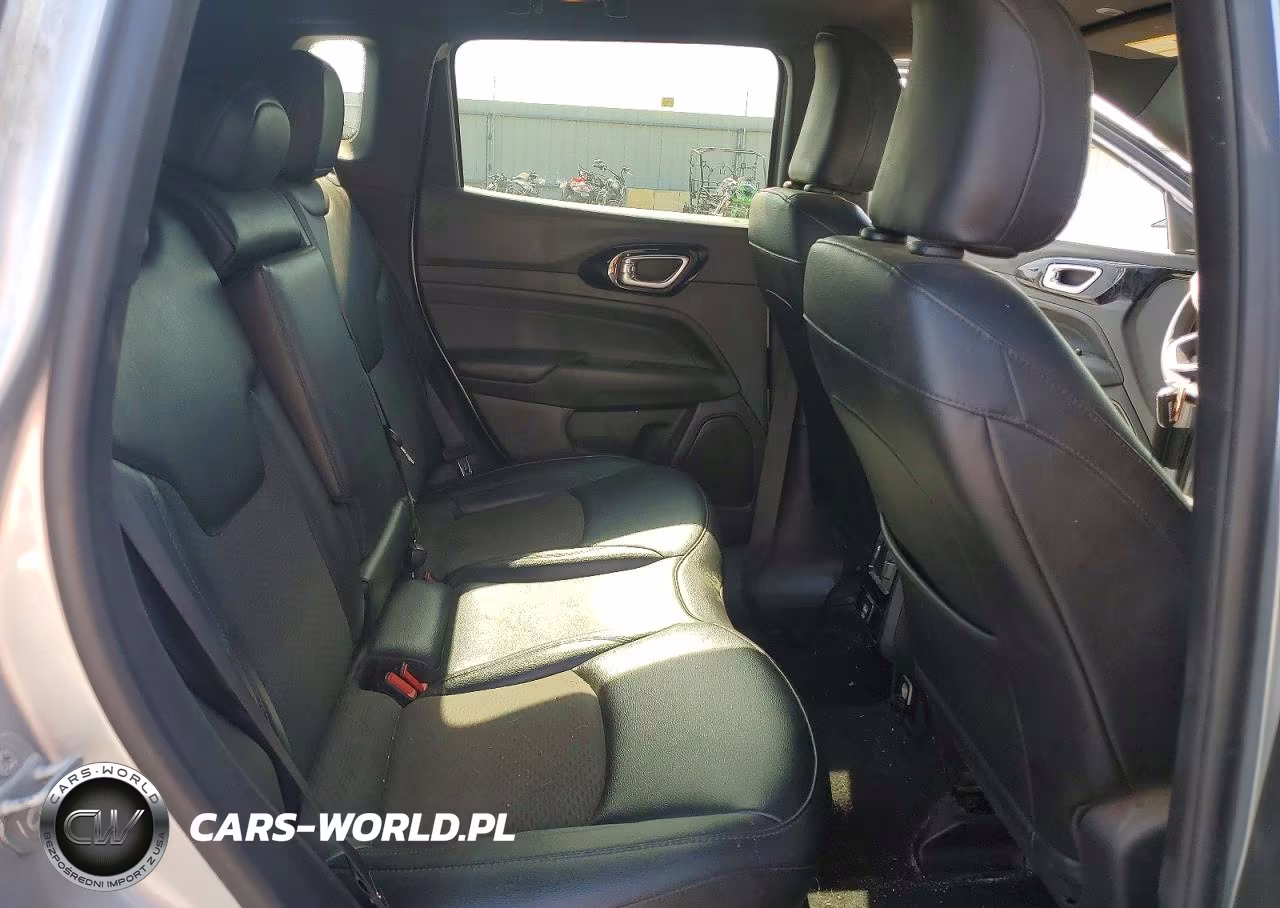 2026 Jeep Compass Latitude VIN:3C4NJDBN7TT158300 - 11