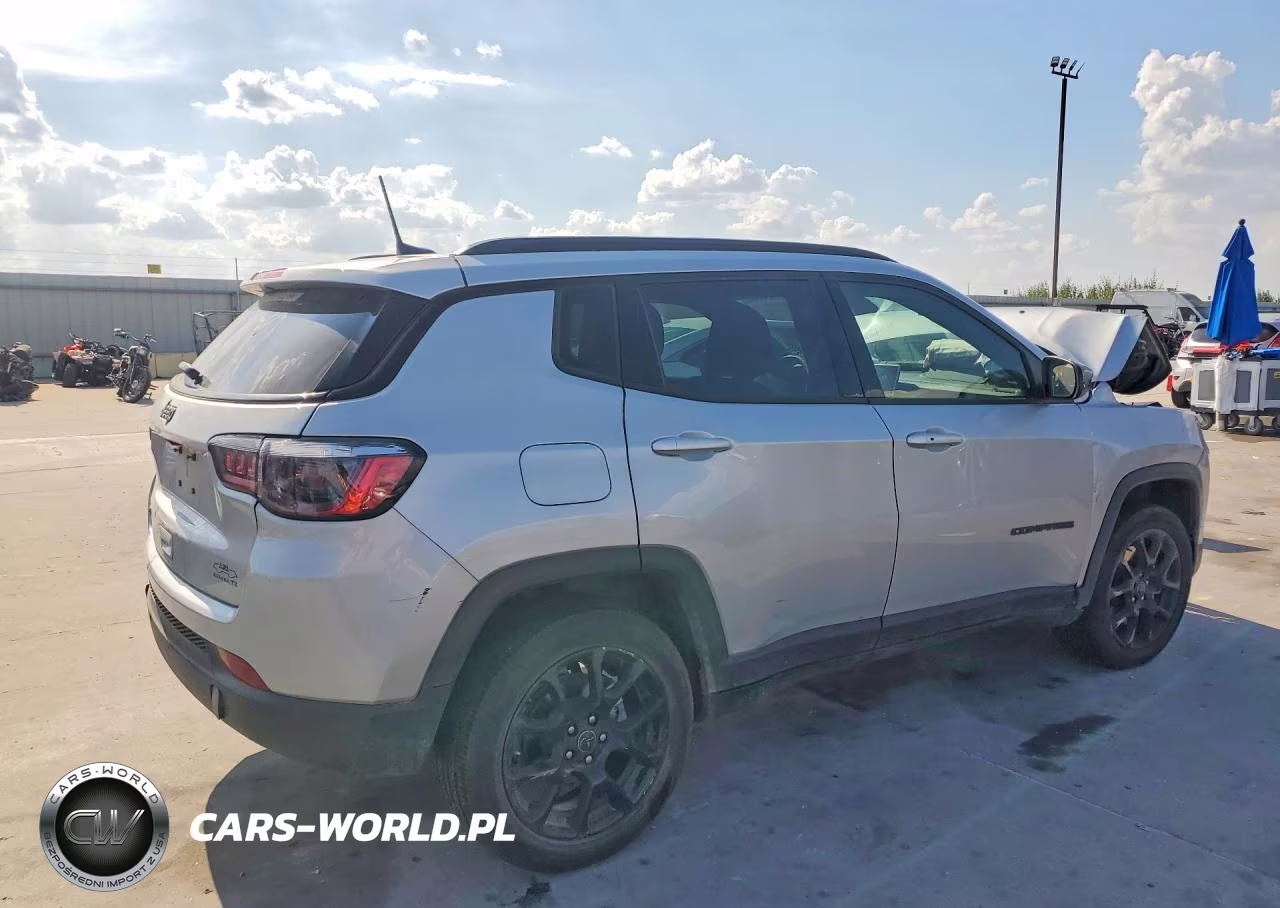 2026 Jeep Compass Latitude VIN:3C4NJDBN7TT158300 - 3