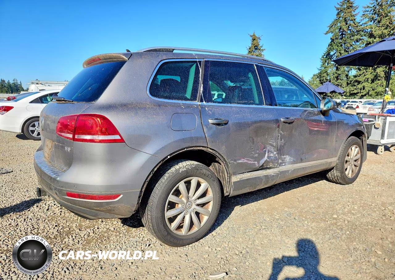 2012 Volkswagen Touareg V6 VIN:WVGFF9BP6CD004585 - 3