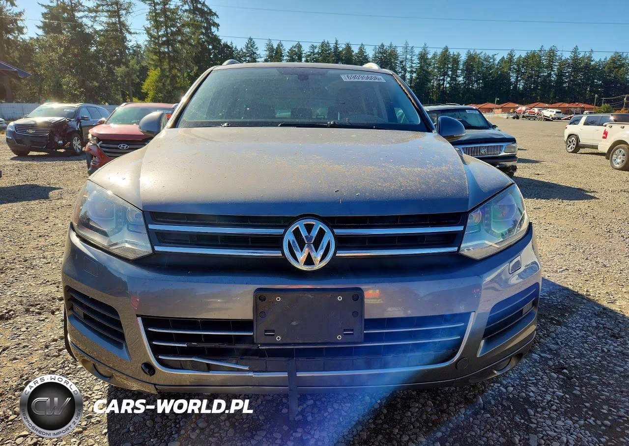 2012 Volkswagen Touareg V6 VIN:WVGFF9BP6CD004585 - 5