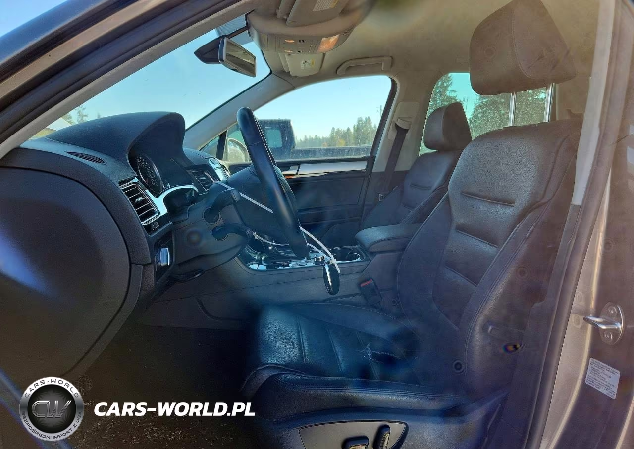 2012 Volkswagen Touareg V6 VIN:WVGFF9BP6CD004585 - 7