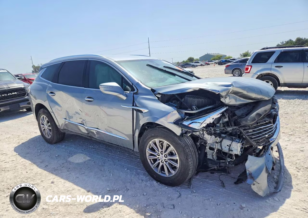 2023 Buick Enclave Essence VIN:5GAEVAKW8PJ246928 - 4