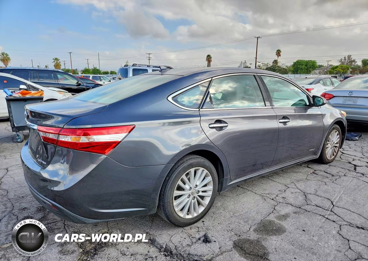 2013 Toyota Avalon Hybrid Limited VIN:4T1BD1EB4DU016824 - 3