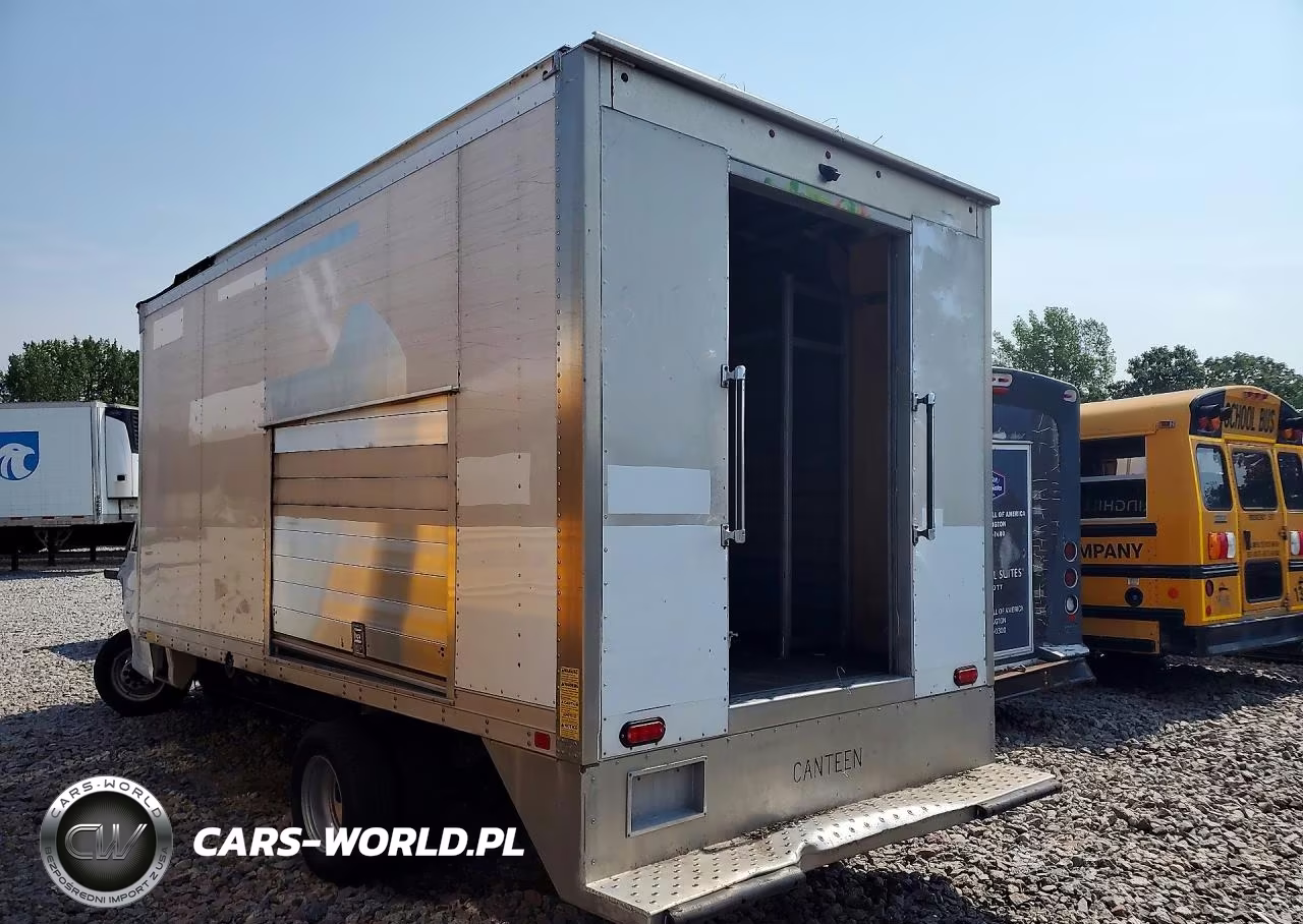 2023 Chevrolet Express Refrigerated Box Truck VIN:1HA6GVC77PN000534 - 2