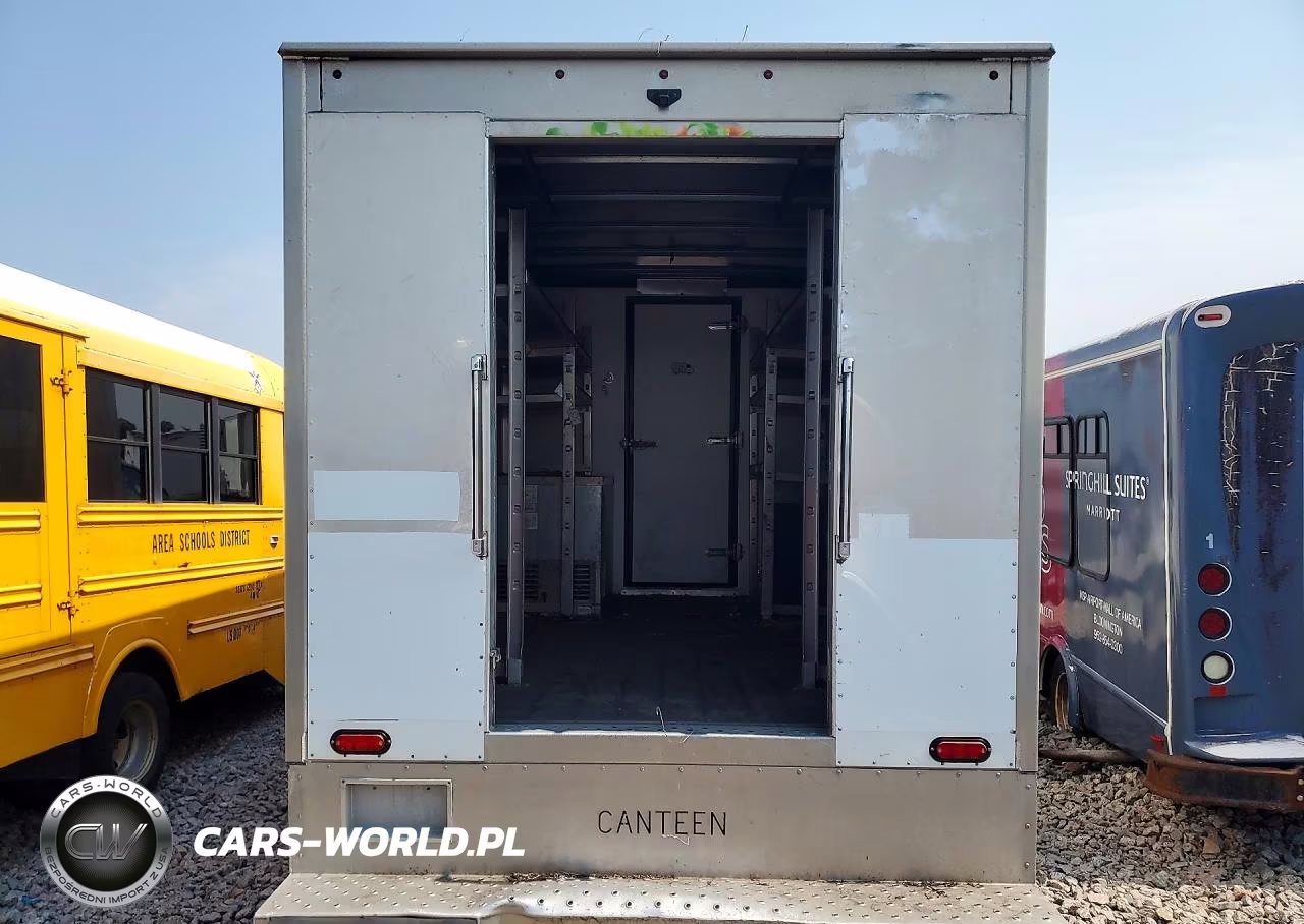 2023 Chevrolet Express Refrigerated Box Truck VIN:1HA6GVC77PN000534 - 6
