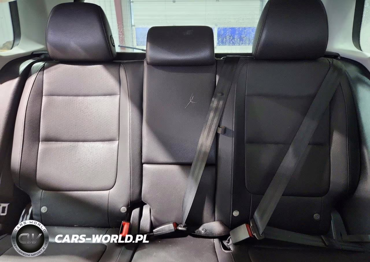 2017 Volkswagen Tiguan S VIN:WVGAV7AX9HK009995 - 10