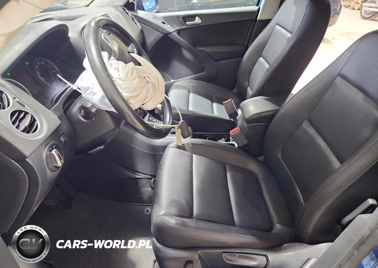 2017 Volkswagen Tiguan S VIN:WVGAV7AX9HK009995 - 7