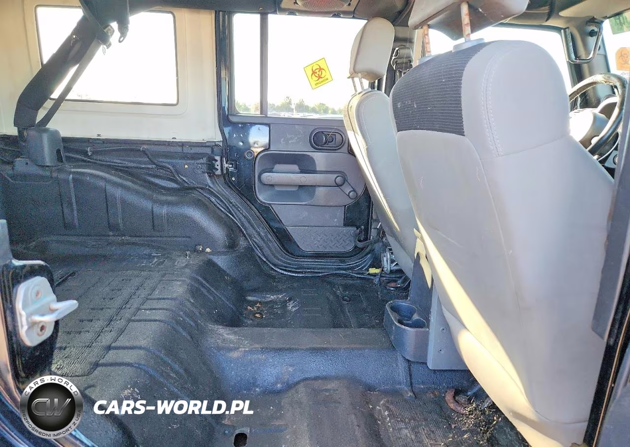 2007 Jeep Wrangler X VIN:1J4GA39197L133223 - 11
