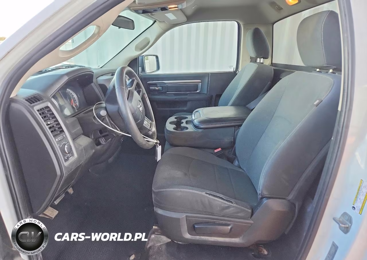 2021 Ram 1500 Classic Tradesman VIN:3C6JR7DG5MG564469 - 7