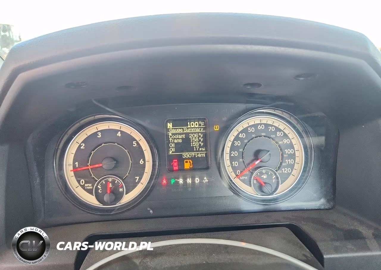 2021 Ram 1500 Classic Tradesman VIN:3C6JR7DG5MG564469 - 9