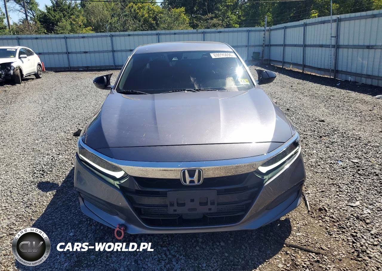 2018 Honda Accord Lx VIN:1HGCV1F15JA076007 - 5