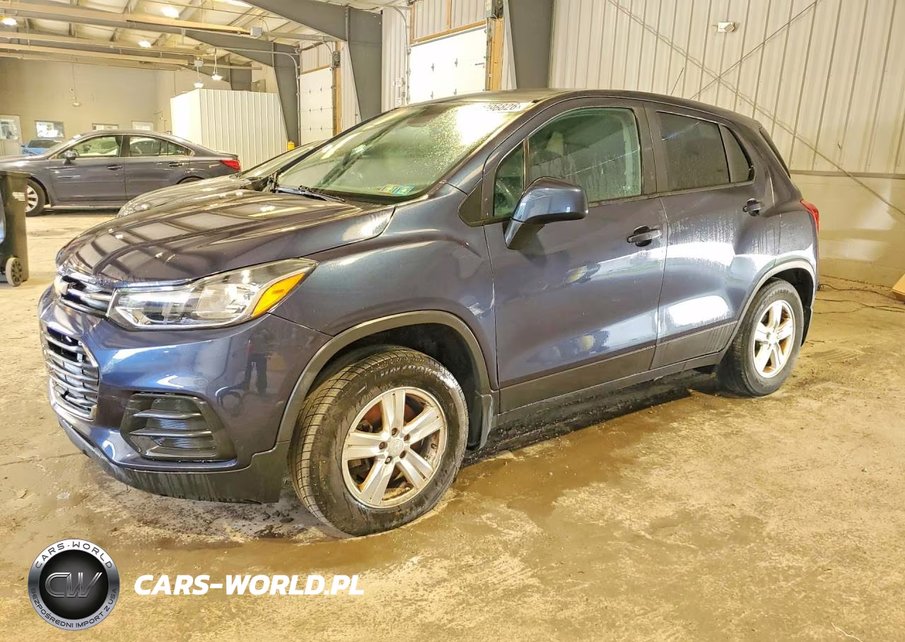 2019 Chevrolet Trax Ls VIN:3GNCJNSB3KL195045 - 1