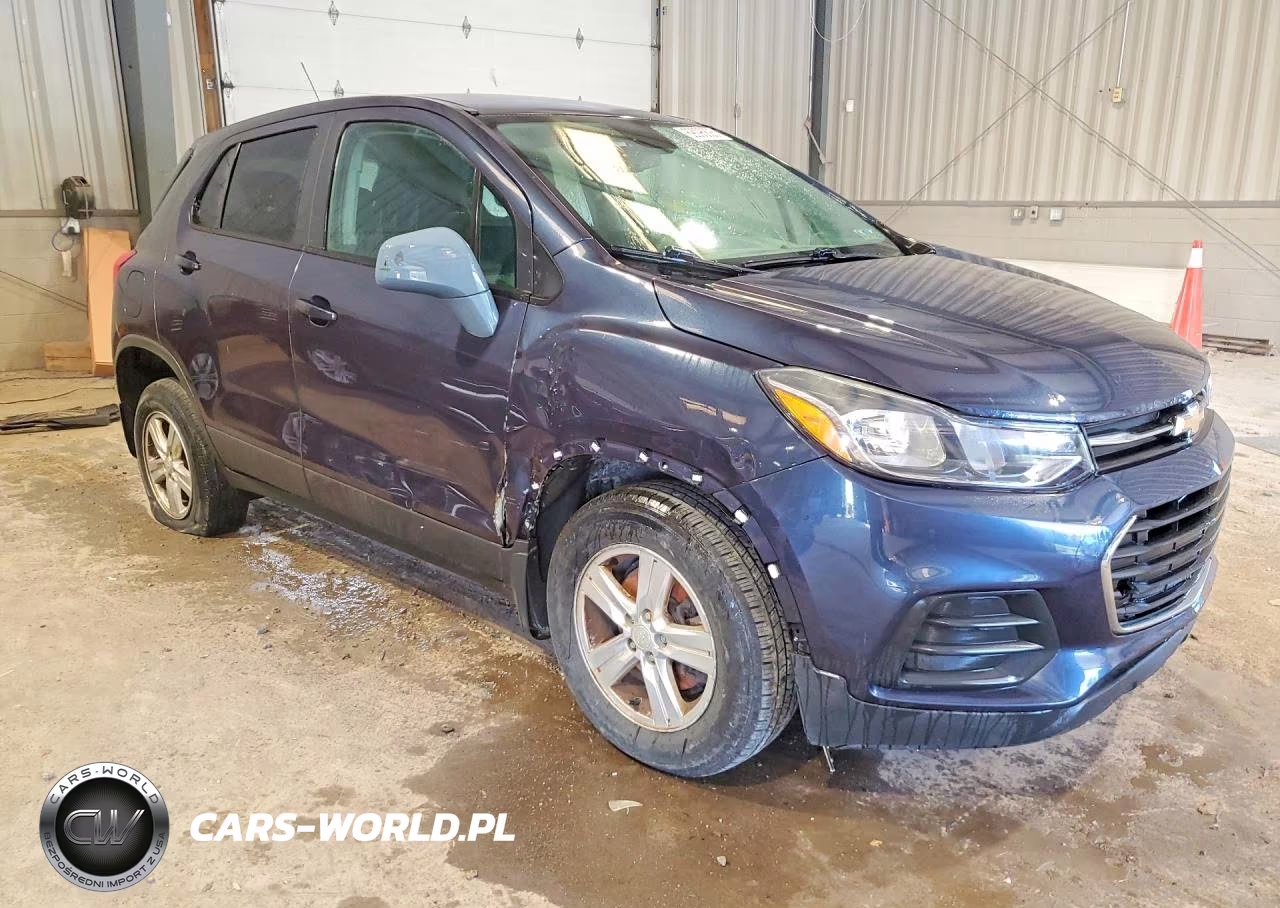 2019 Chevrolet Trax Ls VIN:3GNCJNSB3KL195045 - 4