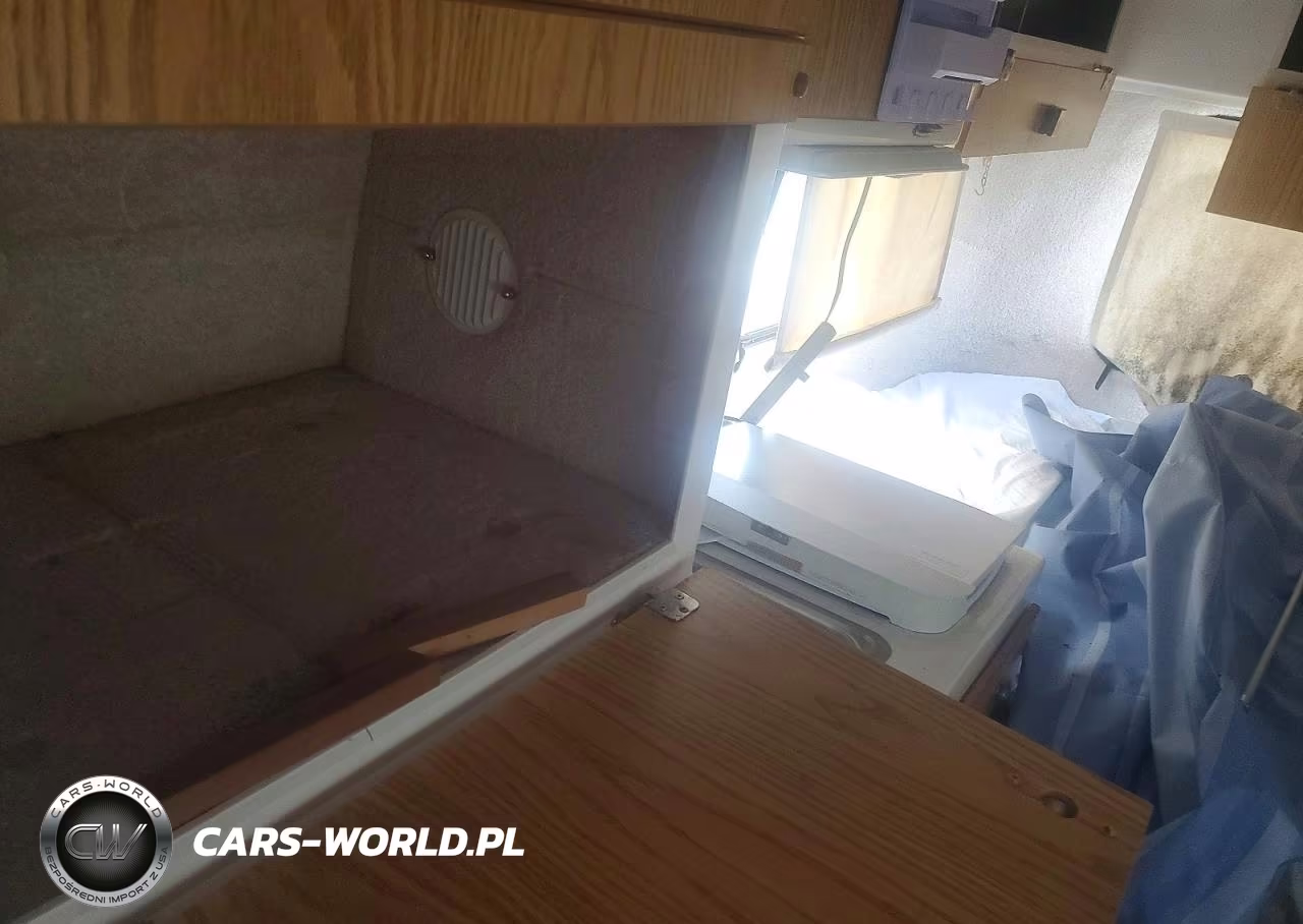 2011 Casita Camper VIN:1C9TB1716B1213361 - 8