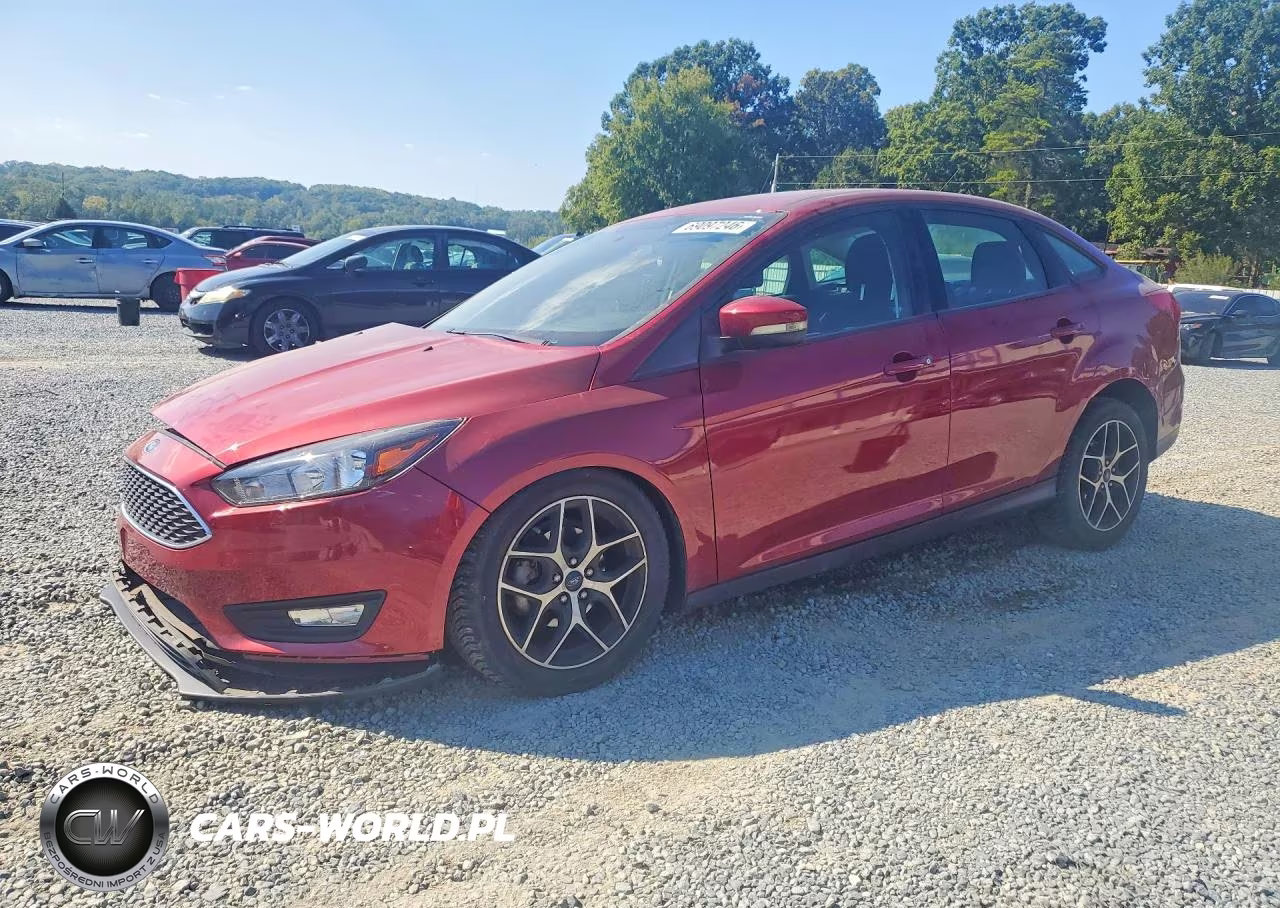 2017 Ford Focus Sel VIN:1FADP3H28HL212438 - 1