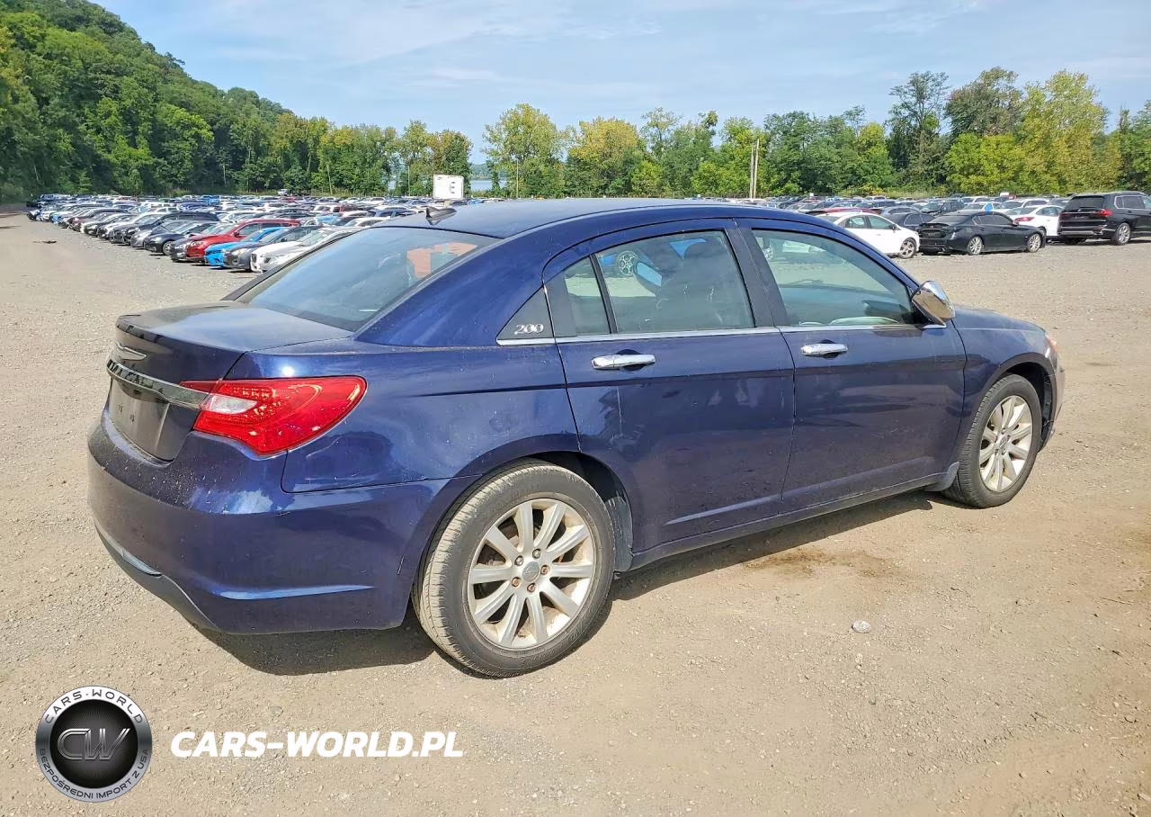 2014 Chrysler 200 Limited VIN:1C3CBCG5EN135921 - 3
