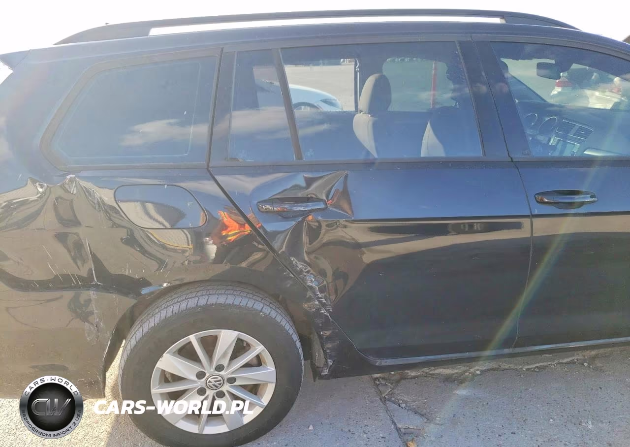 2019 Volkswagen Golf Sportwagen S VIN:3VWY57AU1KM512717 - 10