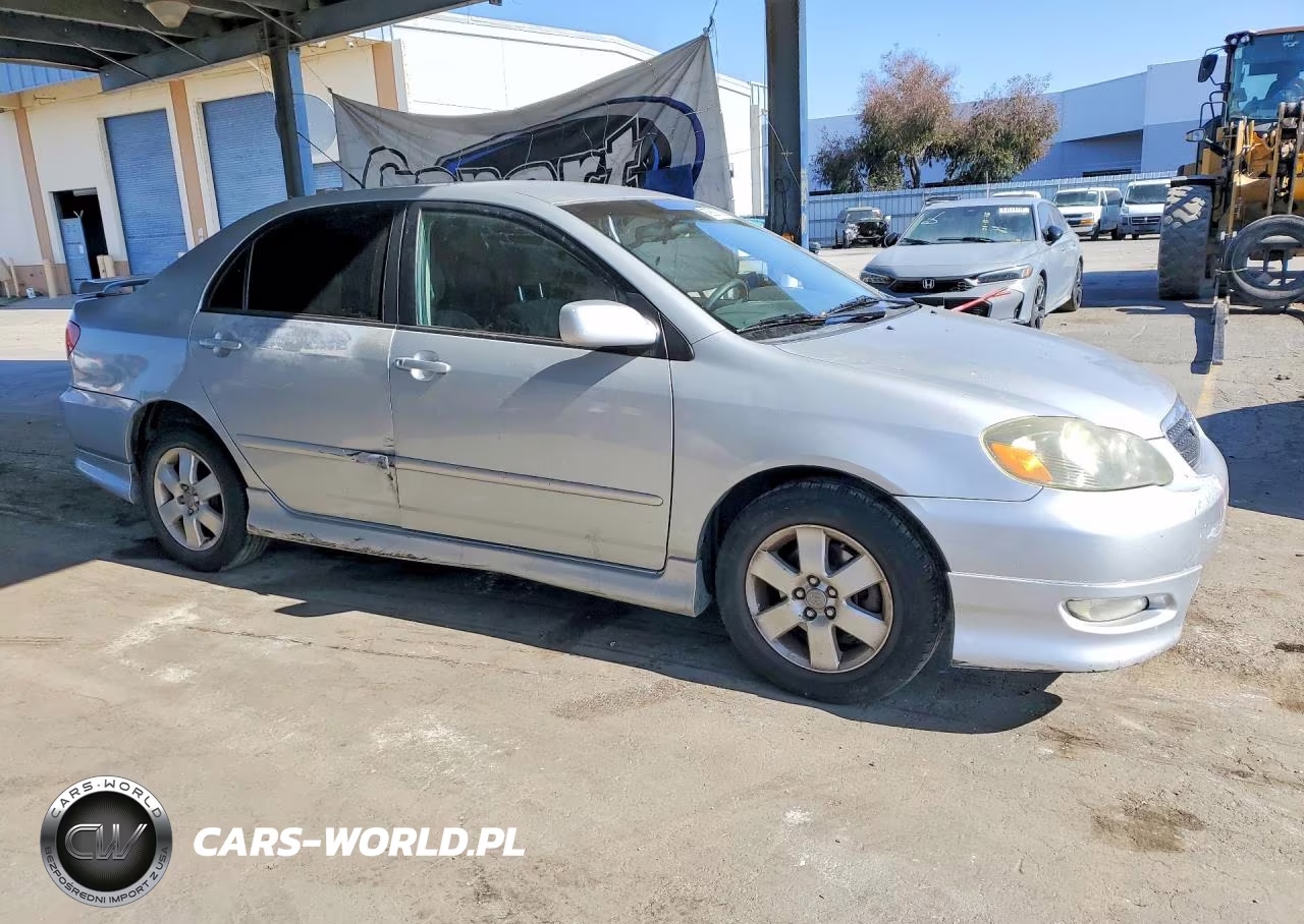 2007 Toyota Corolla S VIN:1NXBR32E77Z790100 - 4