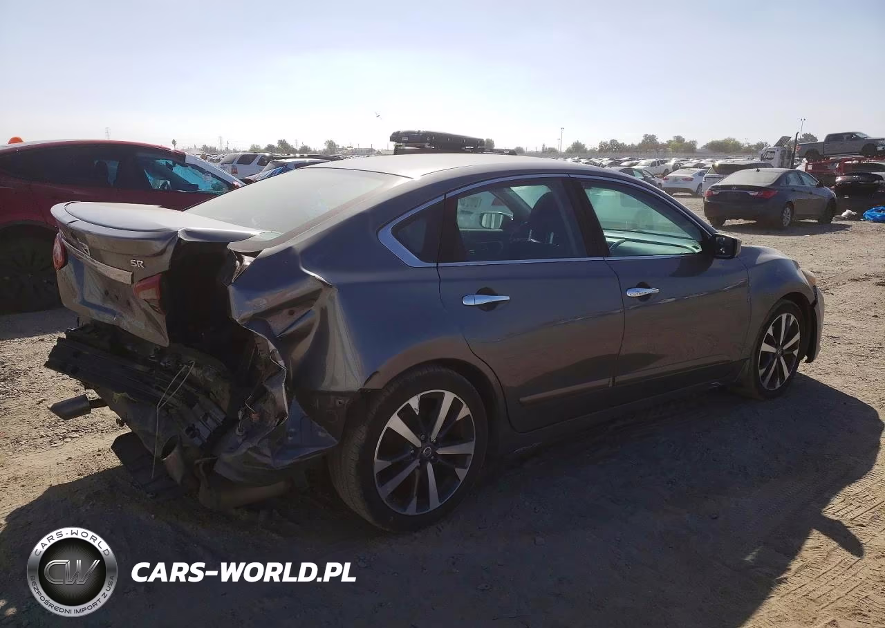 2017 Nissan Altima 2.5 Sr VIN:1N4AL3AP0HC284058 - 3