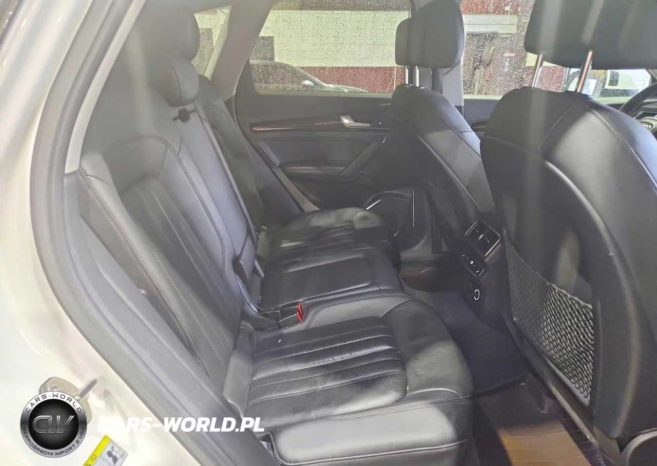 2019 Audi Q5 Premium Plus VIN:WA1BNAFY4K2104974 - 11