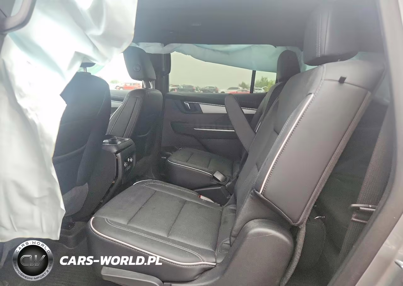 2025 Buick Enclave Preferred VIN:5GAEVARSXSJ302198 - 11