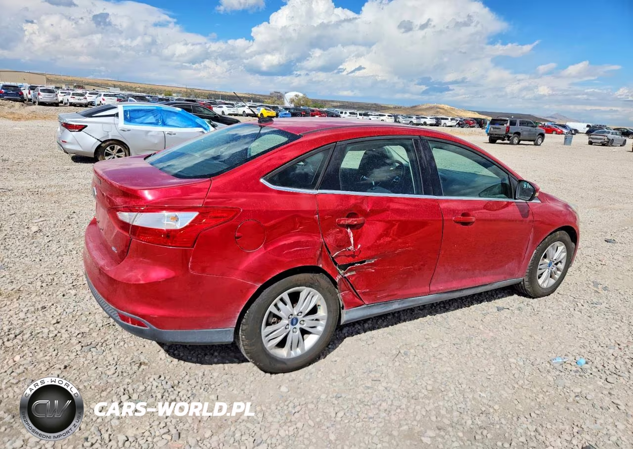 2012 Ford Focus Sel VIN:1FAHP3H26CL169227 - 3