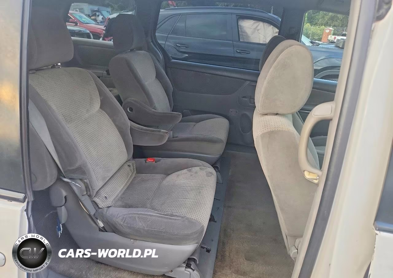 2010 Toyota Sienna Le VIN:5TDJK4CC0AS031128 - 11