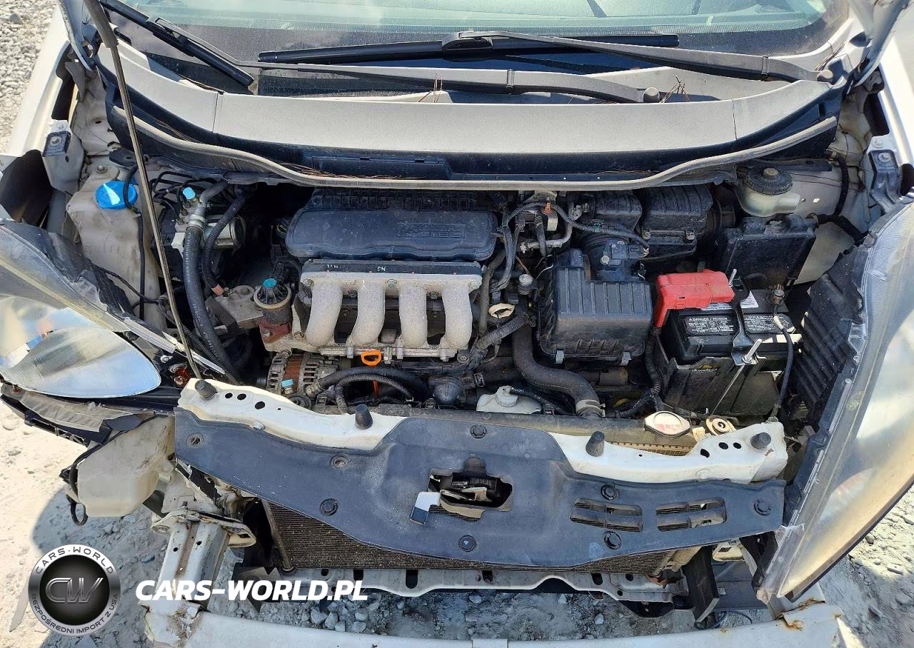 2012 Honda Fit VIN:JHMGE8H30CS000701 - 11