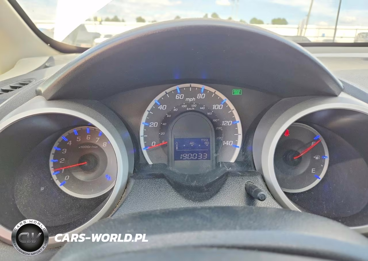 2012 Honda Fit VIN:JHMGE8H30CS000701 - 9