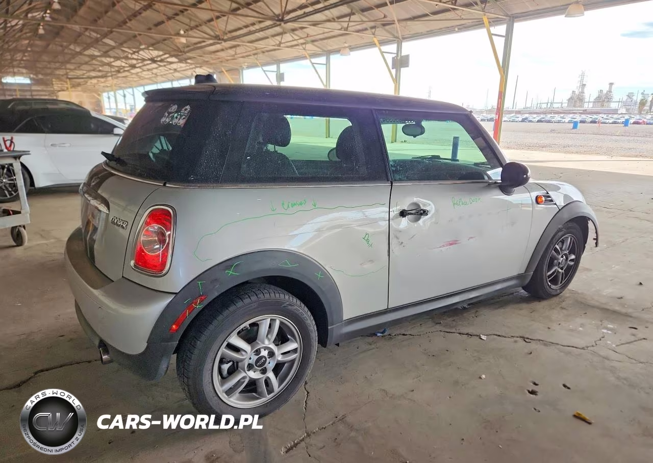 2013 Mini Cooper VIN:WMWSU3C58DT371785 - 3