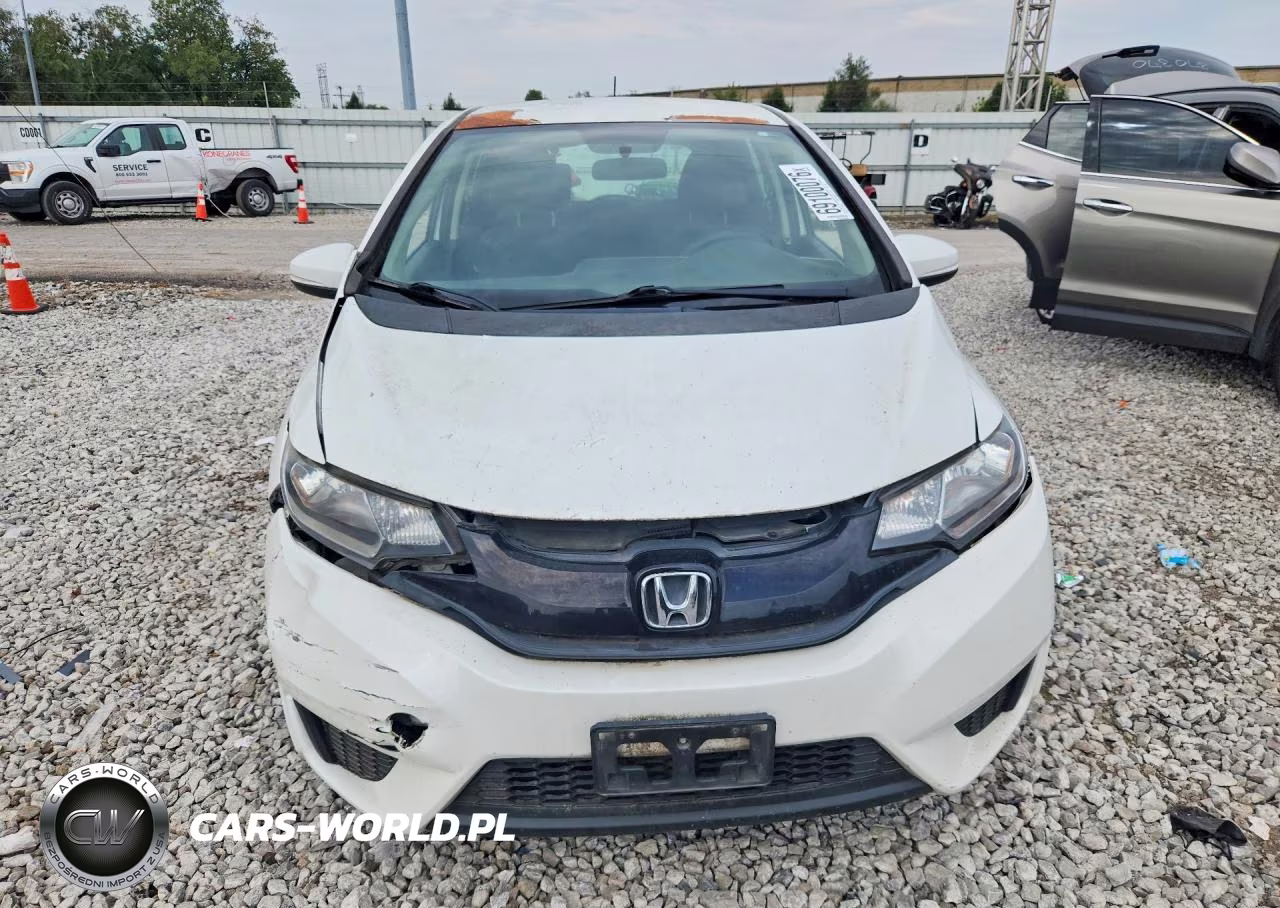 2015 Honda Fit Lx VIN:3HGGK5G57FM786880 - 5
