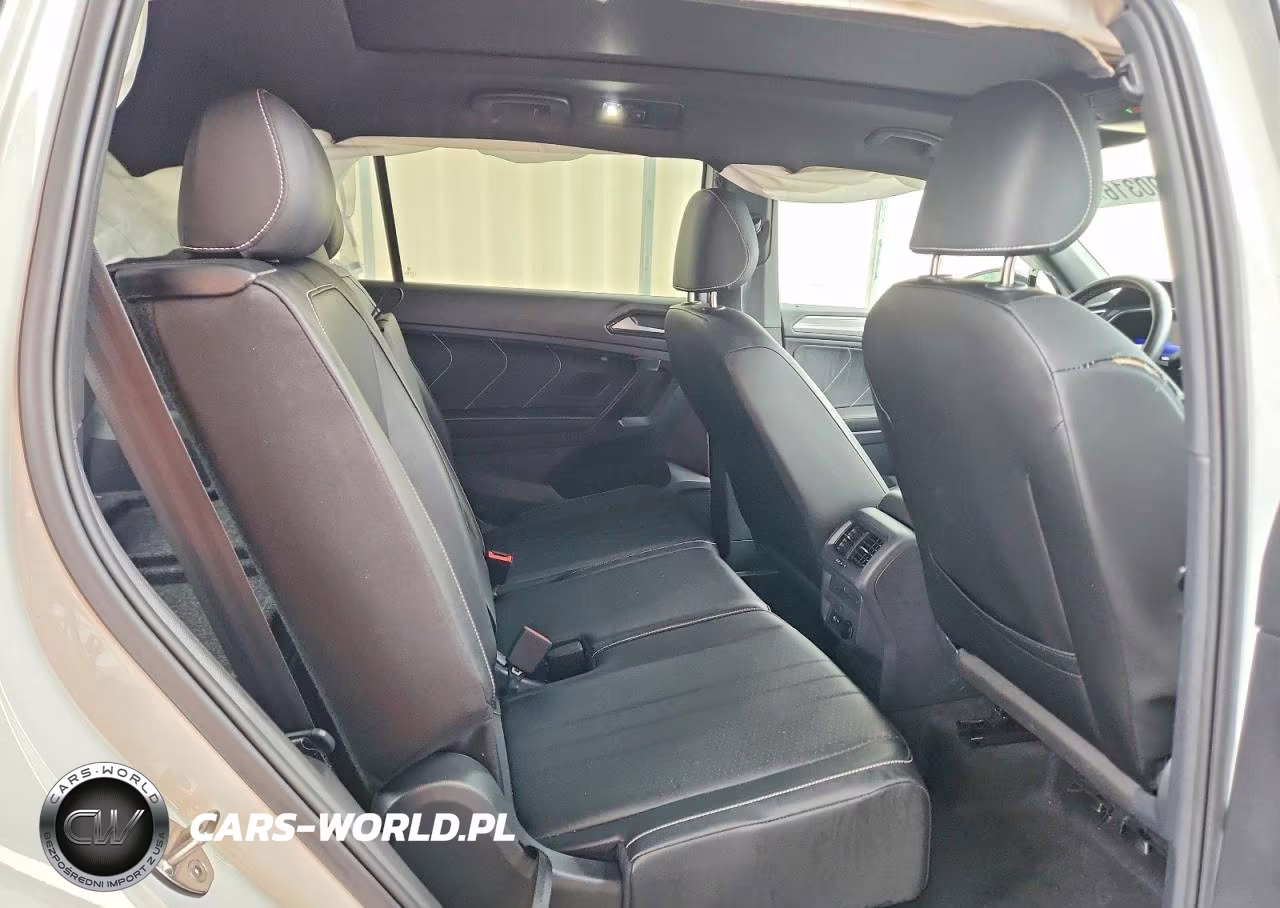 2023 Volkswagen Tiguan Se R-Line Black VIN:3VVCB7AX6PM063592 - 11