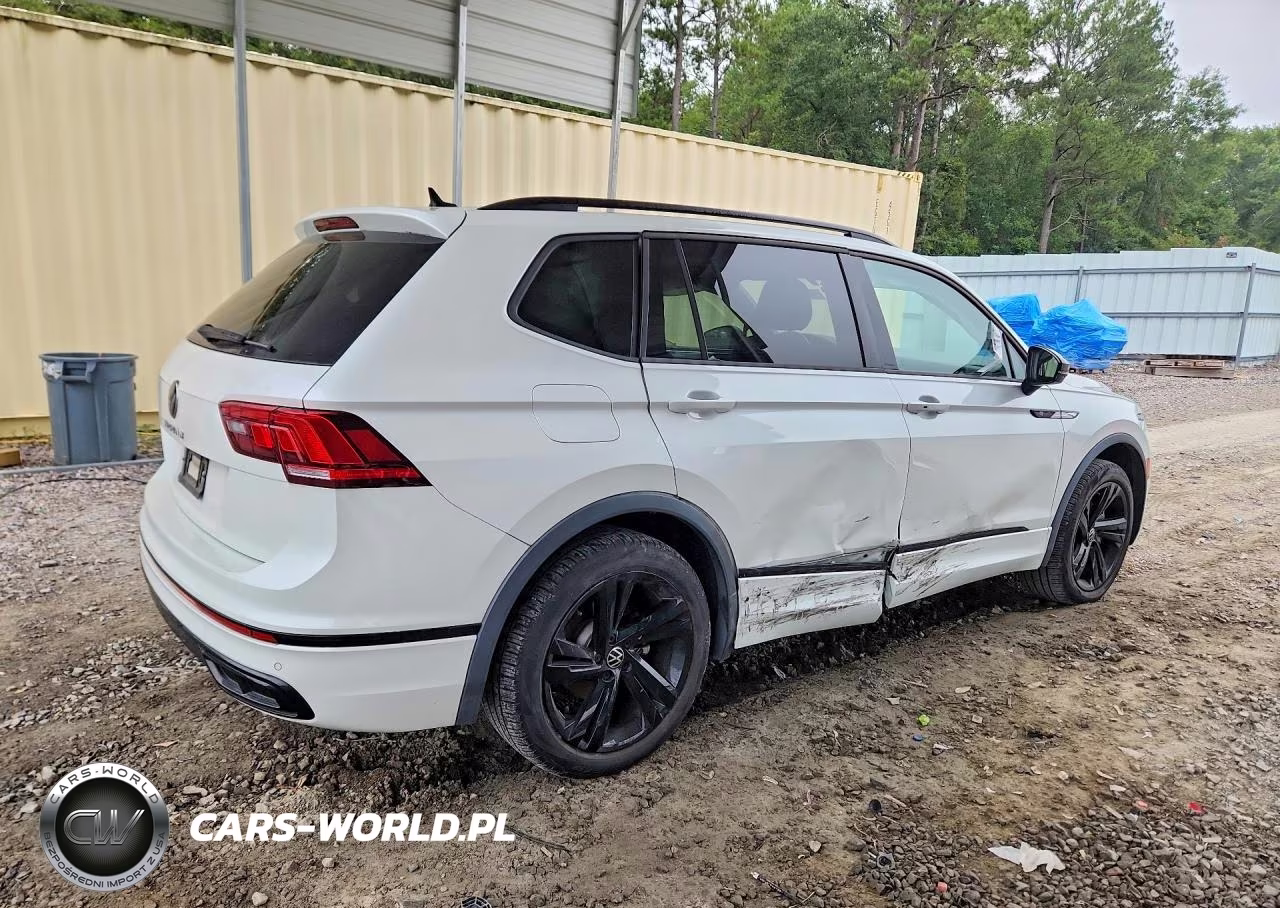 2023 Volkswagen Tiguan Se R-Line Black VIN:3VVCB7AX6PM063592 - 3