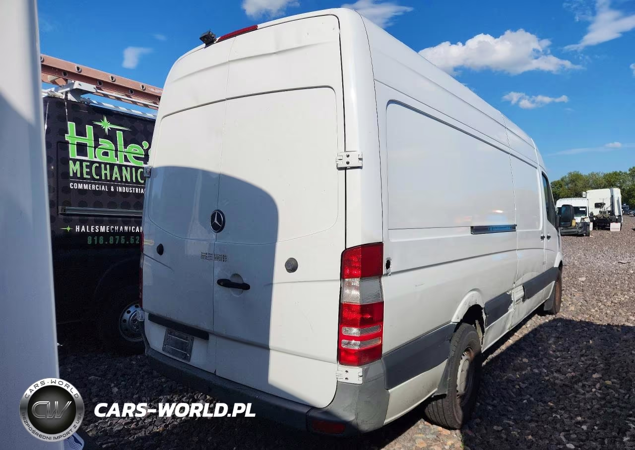 2015 Freightliner Sprinter 2500 Delivery Van VIN:WDYPE8DC8FP112438 - 3