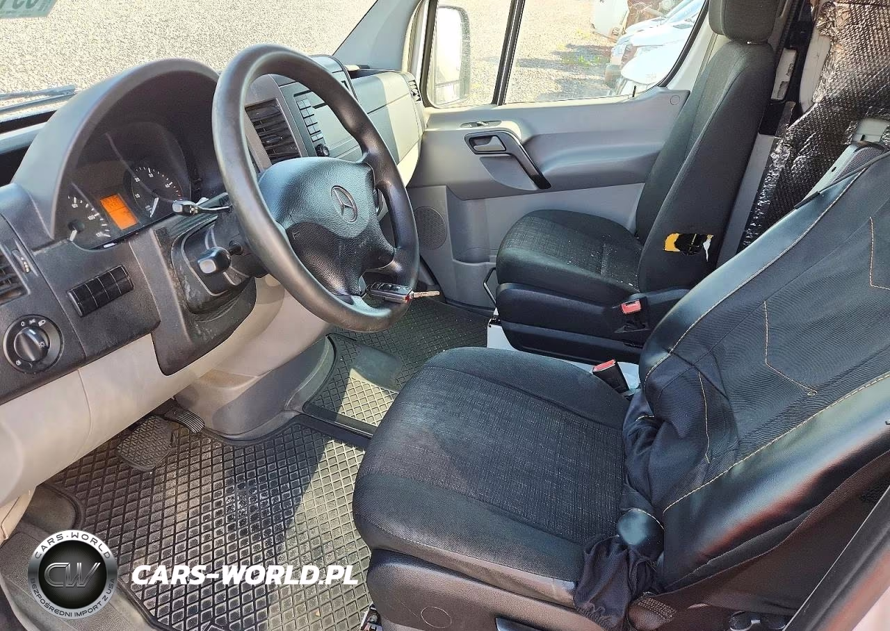 2015 Freightliner Sprinter 2500 Delivery Van VIN:WDYPE8DC8FP112438 - 7