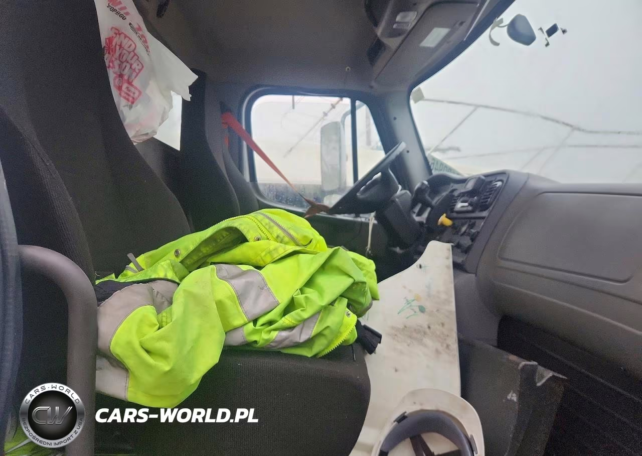 2024 Freightliner M2 106 Medium Duty VIN:3ALACWFC4RDVF1701 - 10