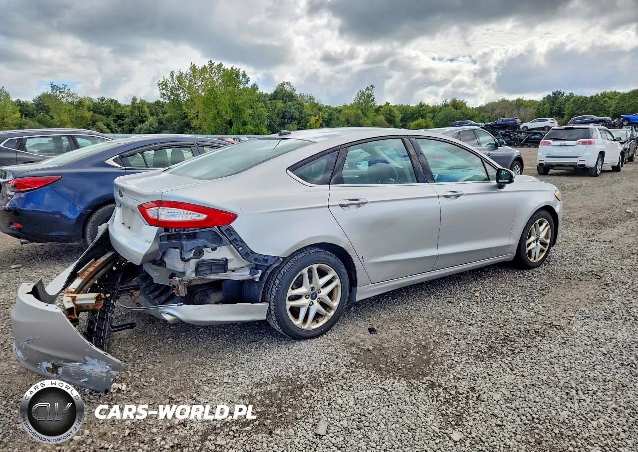 2013 Ford Fusion Se VIN:3FA6P0H73DR280144 - 3