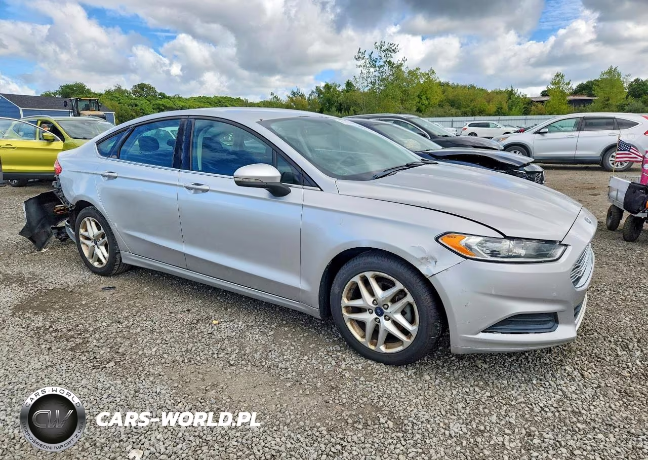 2013 Ford Fusion Se VIN:3FA6P0H73DR280144 - 4