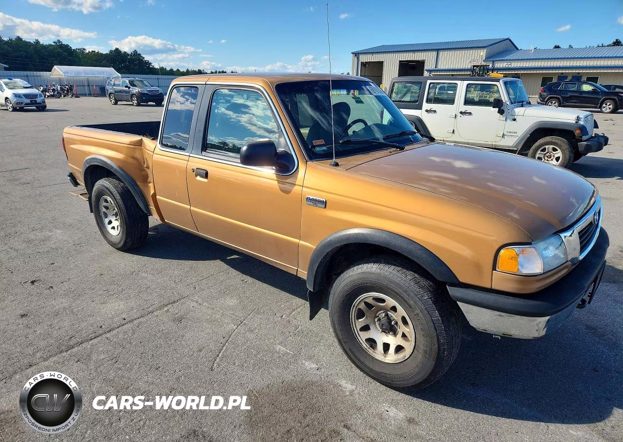 1999 Mazda B4000 Cab Plus VIN:4F4ZR17X2XTM02365 - 4