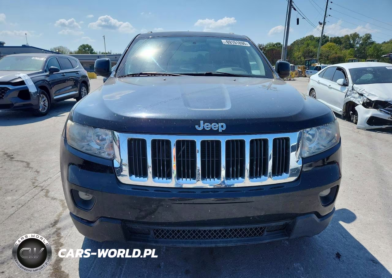 2011 Jeep Grand Cherokee Laredo VIN:1J4RS4GG5BC569370 - 5