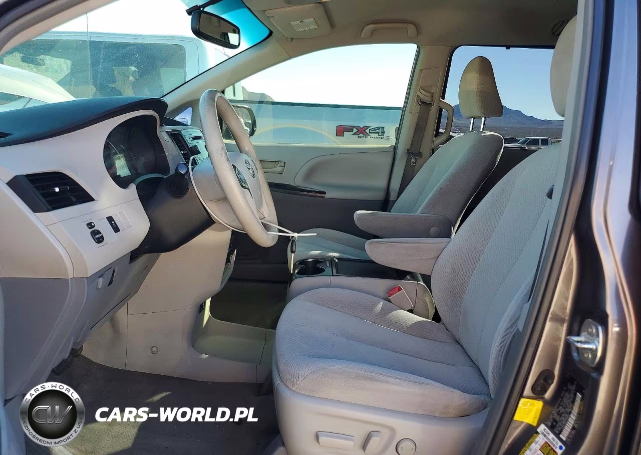 2012 Toyota Sienna Le VIN:5TDKK3DCXCS206534 - 7