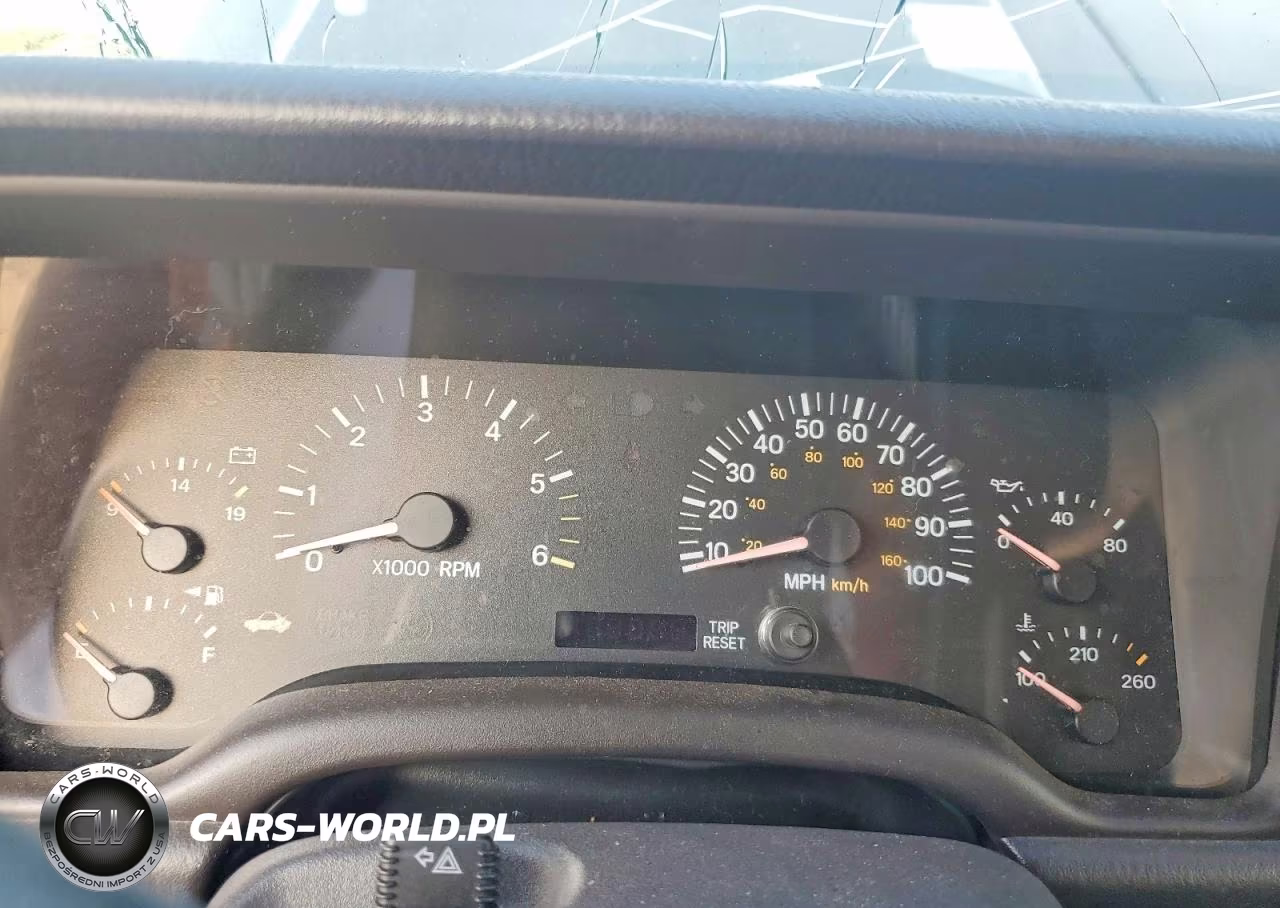 2001 Jeep Cherokee Sport VIN:1J4FF48S21L564796 - 9