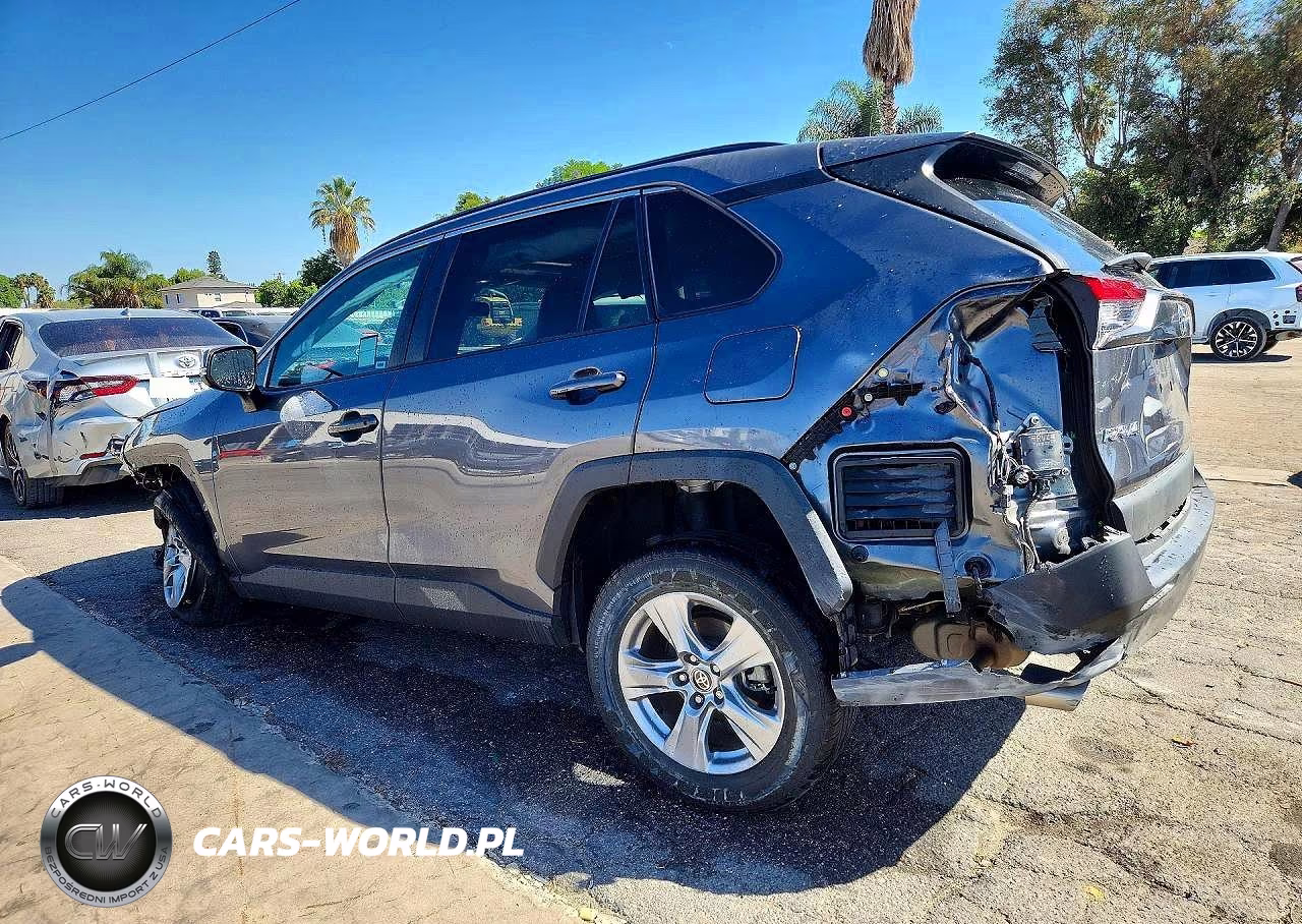 2022 Toyota Rav4 Xle VIN:2T3W1RFV2NC175580 - 2