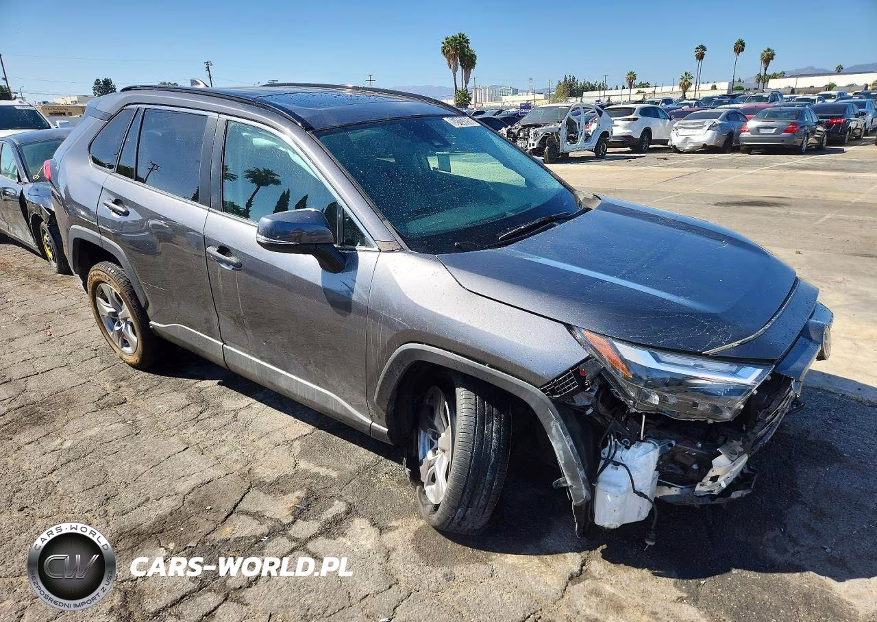 2022 Toyota Rav4 Xle VIN:2T3W1RFV2NC175580 - 4