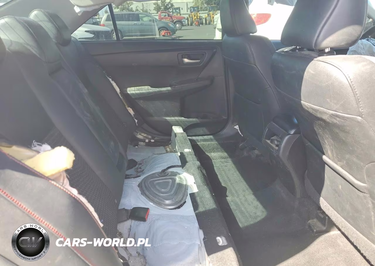 2015 Toyota Camry Se VIN:4T1BF1FK3FU965065 - 10