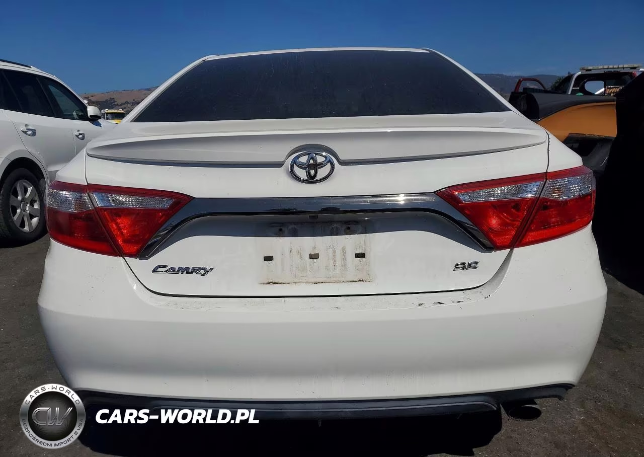 2015 Toyota Camry Se VIN:4T1BF1FK3FU965065 - 6