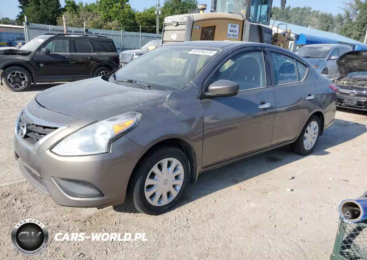 2016 Nissan Versa S