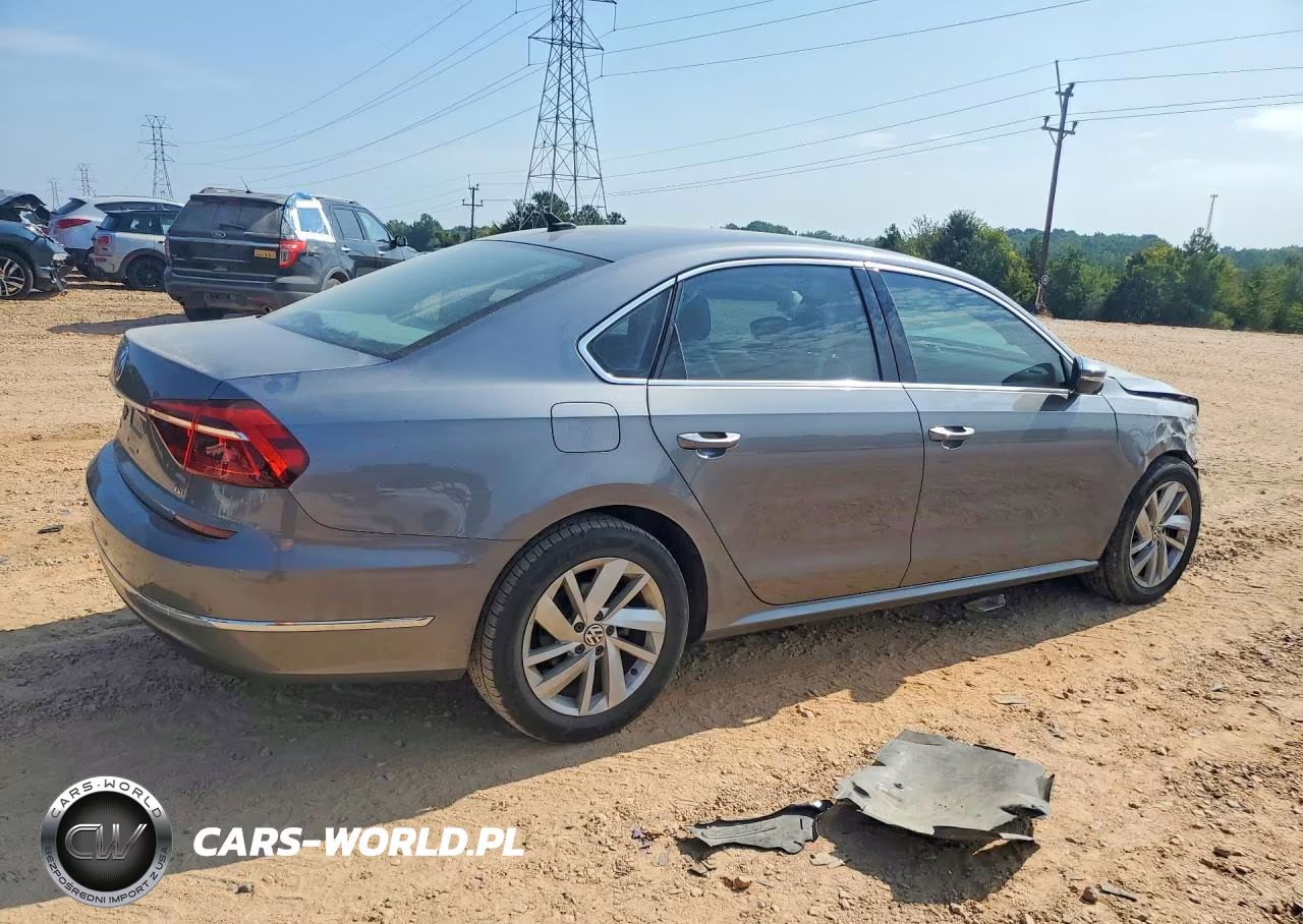 2018 Volkswagen Passat Se VIN:1VWBA7A35JC032981 - 3