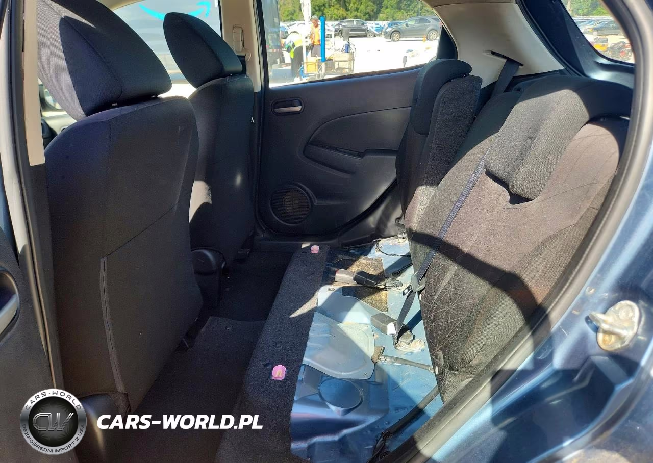 2014 Mazda Mazda2 Sport VIN:JM1DE1KY1E0184304 - 11