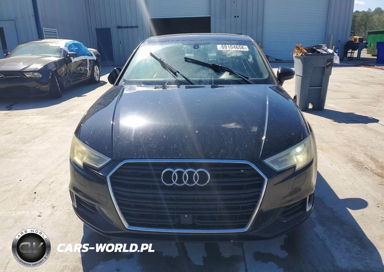 2017 Audi A3 Premium VIN:WAUAUGFF0H1034830 - 5